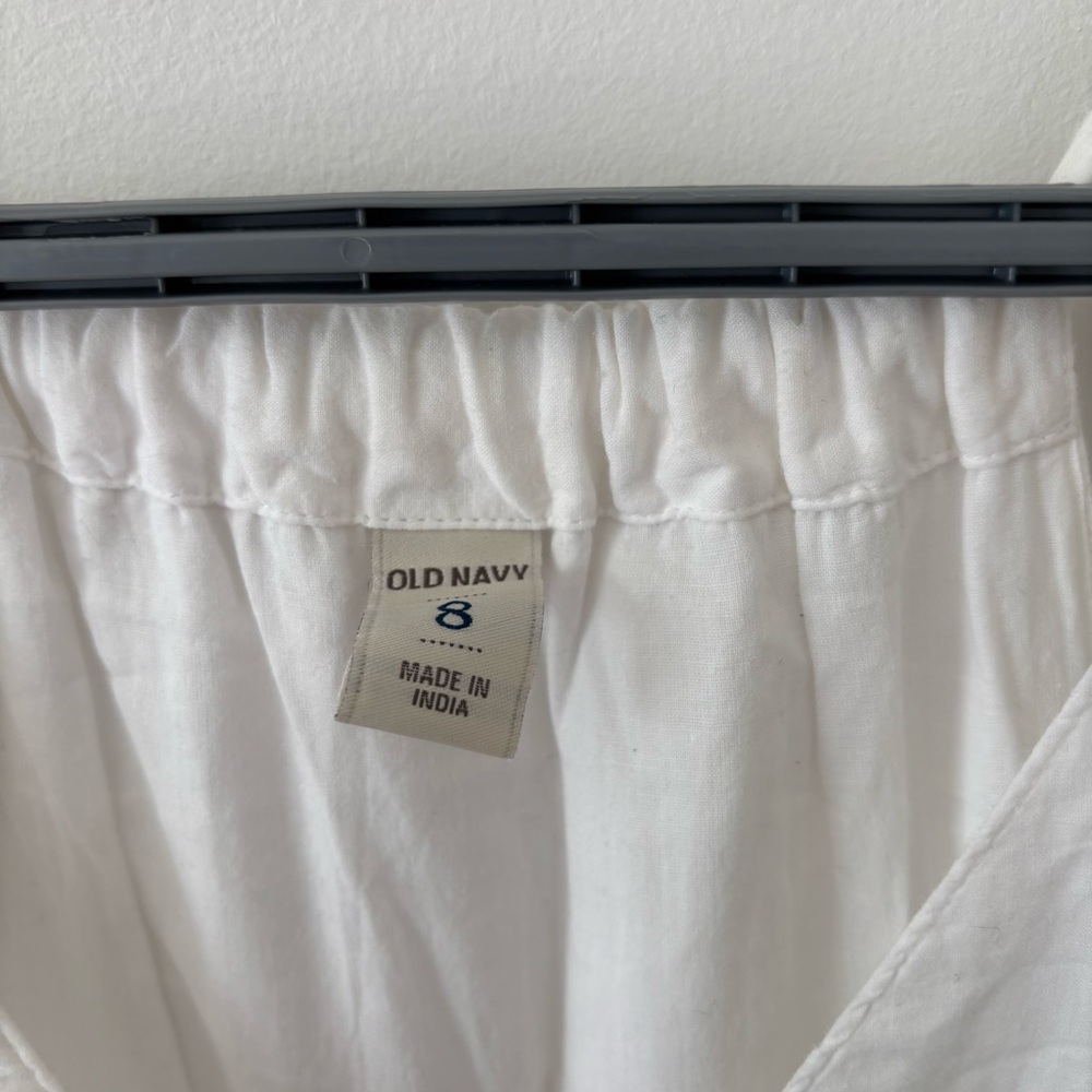 Old Navy White Sleeveless Dress with Eyelet Hem Size 8 - Picture 4 of 8